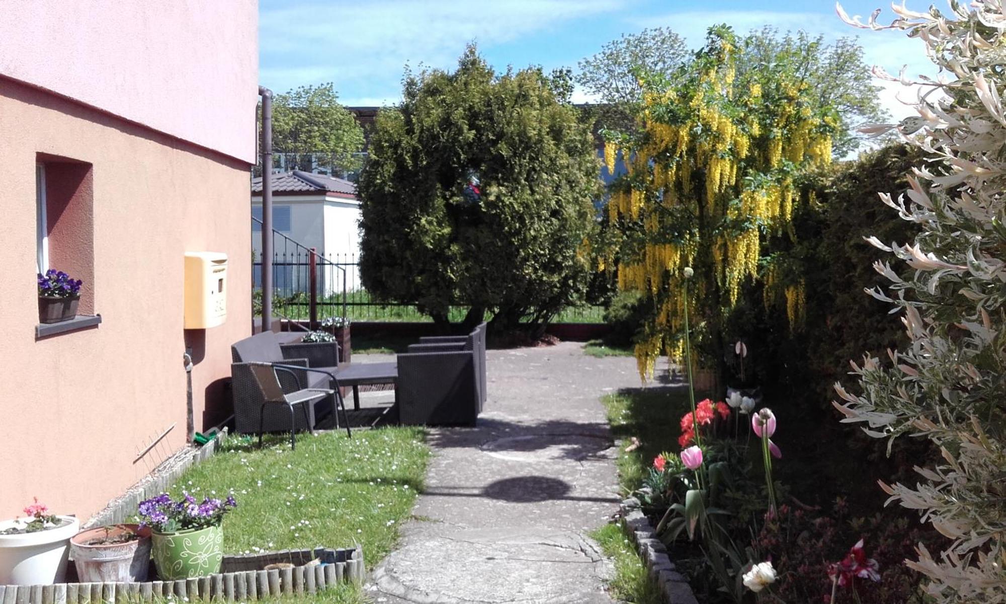 Pokoje Goscinne U Teresy Mrzeżyno Kültér fotó